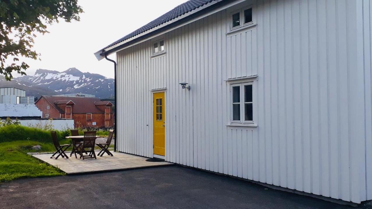 Svinoya, Hyggelig Leilighet Svolvaer Exterior photo